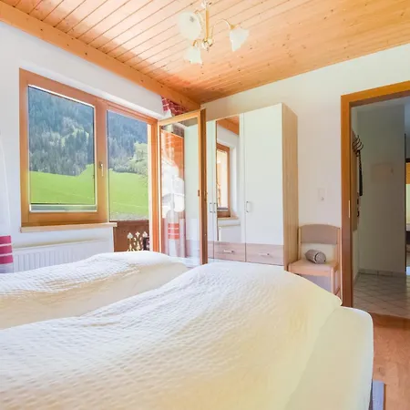 With Panoramic View, Cleaning Included Apartmán Ramsau im Zillertal