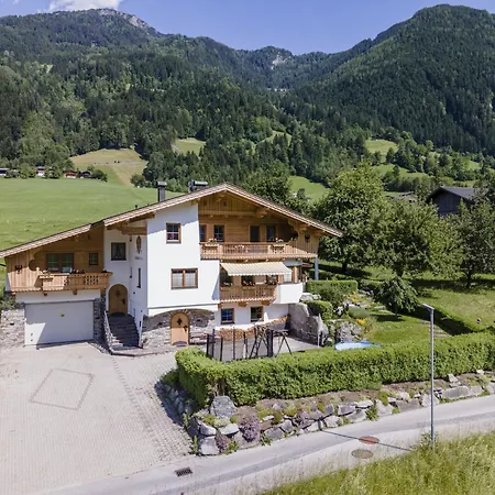 With Panoramic View, Cleaning Included Apartmán Ramsau im Zillertal